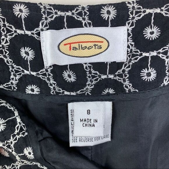 Talbots Geo Flower Embroidered Silk Blend Crop Dress Pants Black and White Sz 8 - Picture 9 of 11